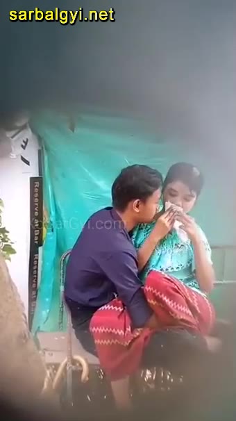 ပန်းခြံမှာ ဖြစ်ချင်တို