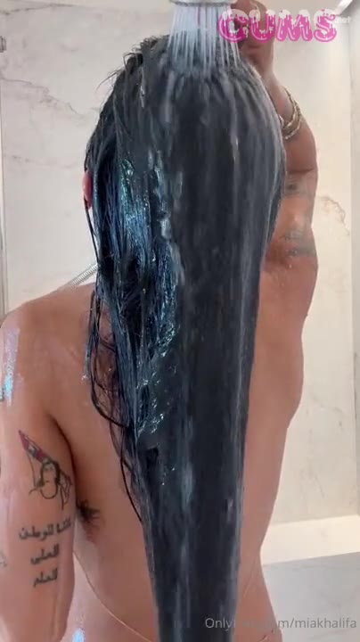 mia_khalifa_40min_shower