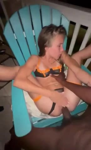 EPORNER COM - [Rx21orzpulL] Snow bunny taking bbc (480)