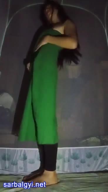 အရမ်းကိုပွတ်ပြချင်နေတ�