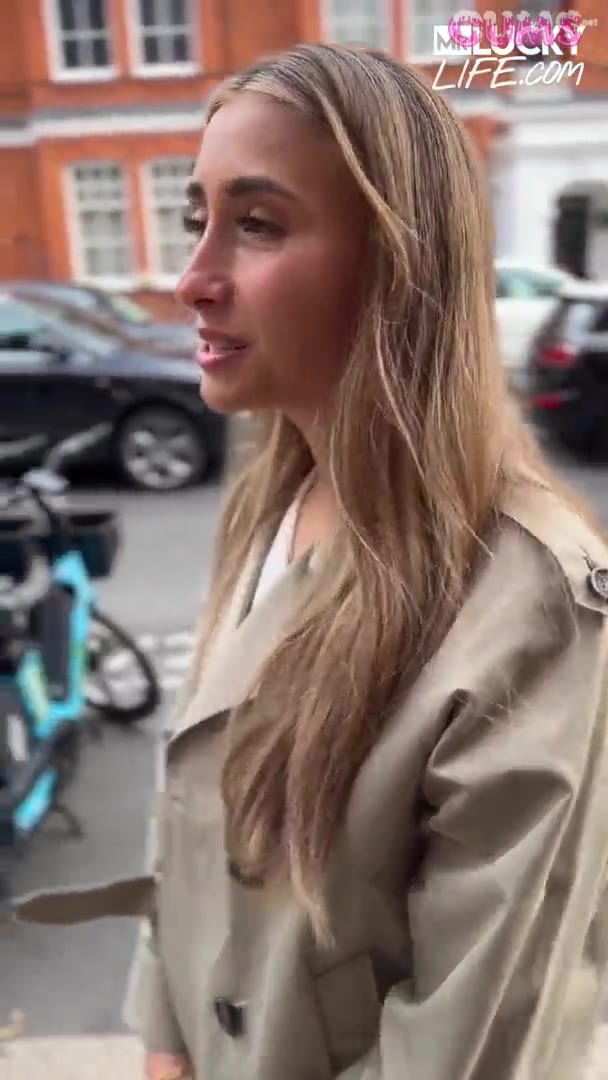 lily-phillips-mrluckylife