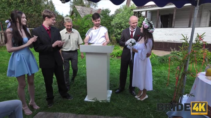 bride4k 25 11 09 remido monika akai 