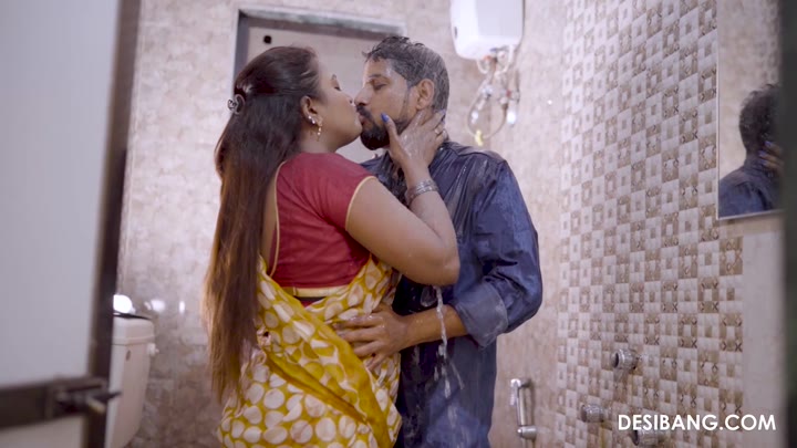 Curvy Indian MILF Fucking In Bathroom