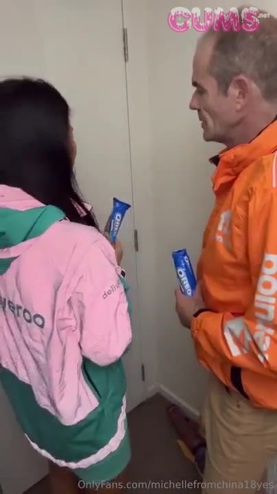 deliveroo_s_michellefromchina18yes_rails_an_old_man