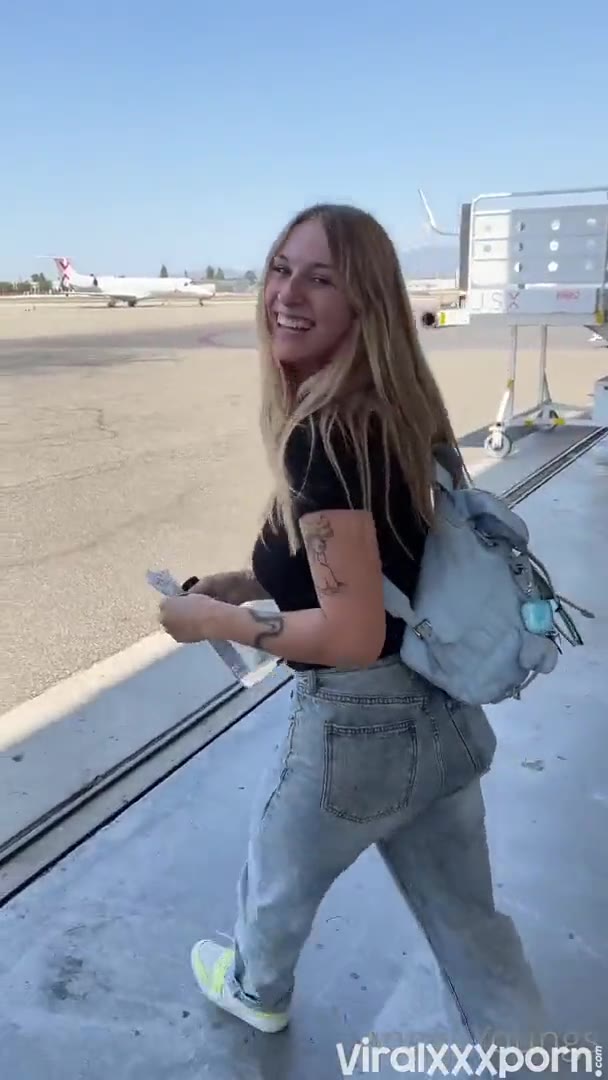 angel-youngs-teases-with-her-favorite-bbc-in-leaked-patreon