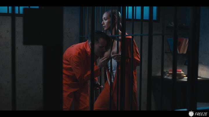 mixed-prisons-perks-Veronica Leal