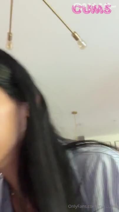 mia-khalifa-morning-tease