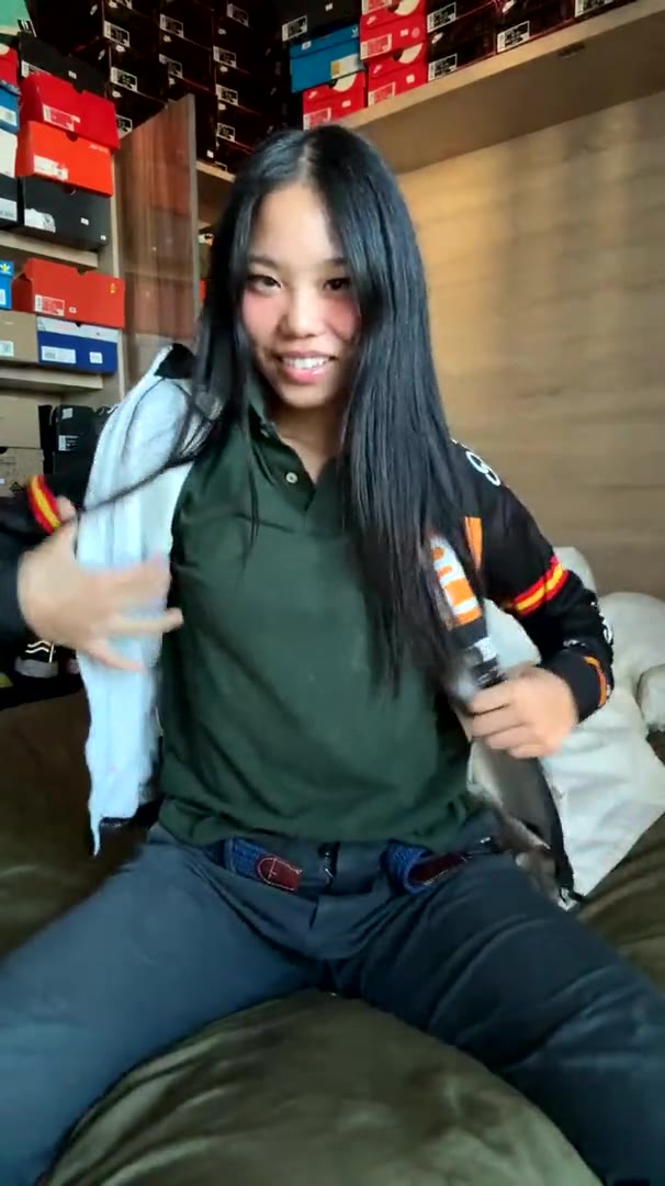 michellefromchina18yes-2014123801-Striptease + Sextape With Coac