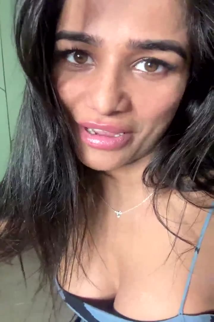 Poonam Pandey VIP CLUB Nude Live Stream Part 2 (2025) Onlyfans H…