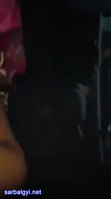 အဝါရောင်လေးက ဘယ်သူလဲ ဘ�