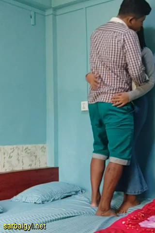 မတ်တပ်ဆွဲ အပြာကား မြန်�