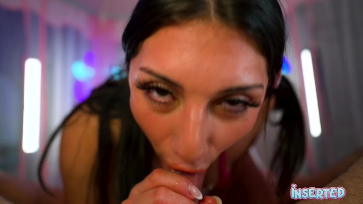 Inside Alice's Magic Mouth Can Suck A Big Cock