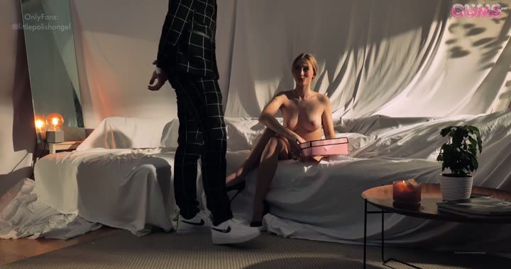 lena_polanski_lets_her_friend_cum_inside_her_ass