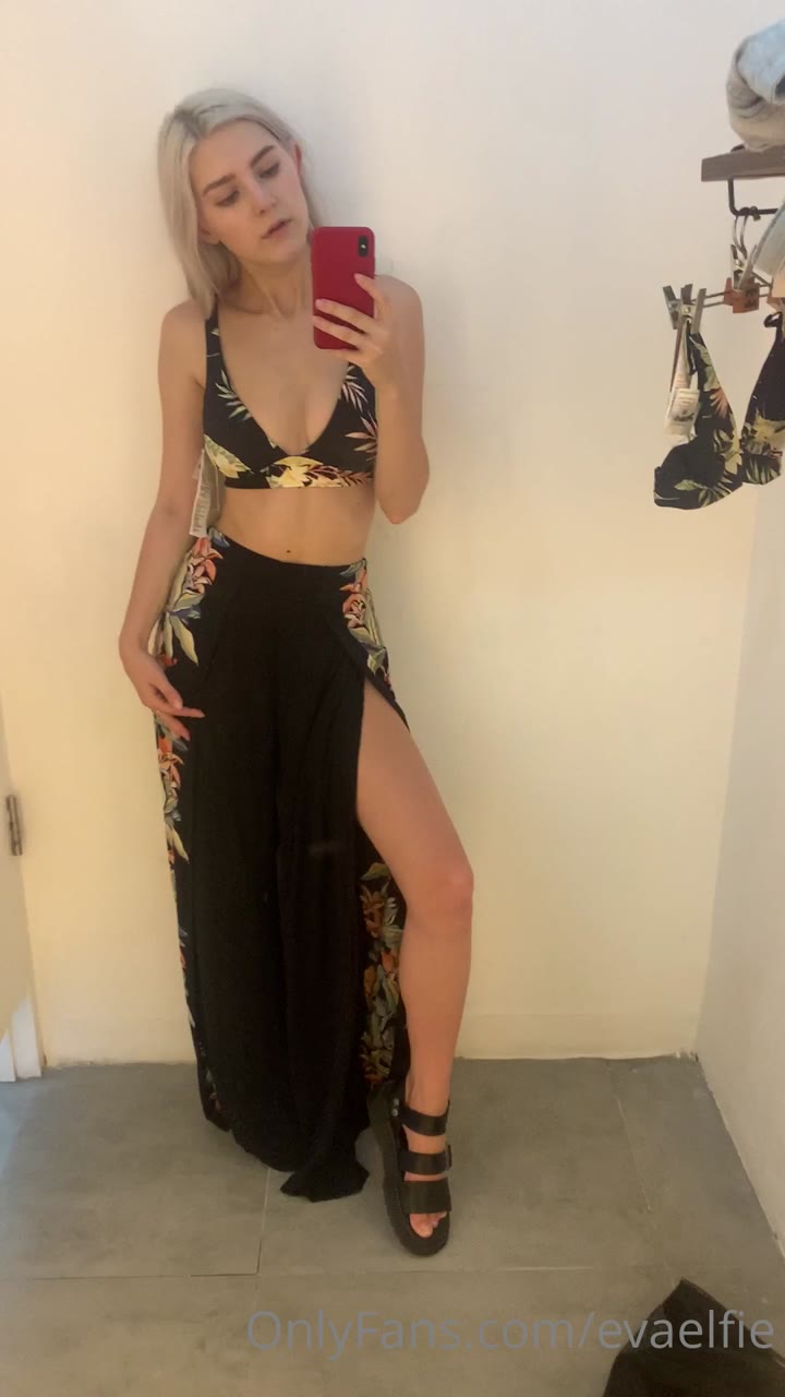 Eva Elfie - OnlyFans