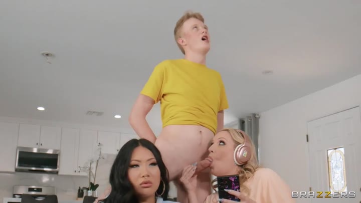 JImmy Michaels fucks Hot Ass Hollywood and Connie Perignon