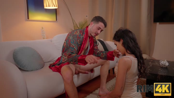 put a ring on these lips-Matty